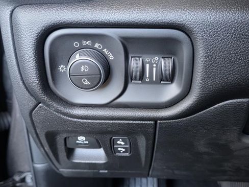 New 2026 RAM 1500 Big Horn AWD/4WD image 25