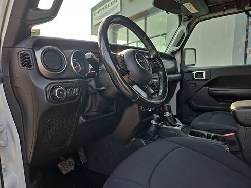 Used 2019 Jeep Wrangler Unlimited Sport S AWD/4WD image 39
