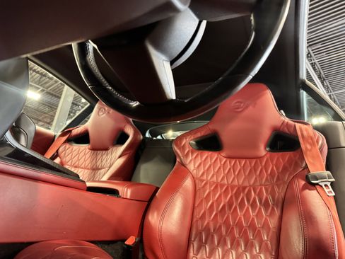 Used 2017 Jaguar F-TYPE SVR image 13