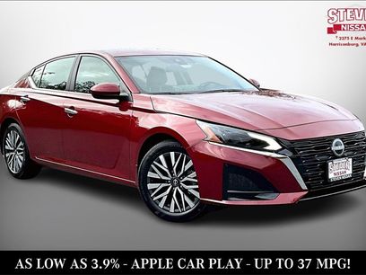 New 2025 Nissan Altima 2.5 SV w/ SV Premium Package