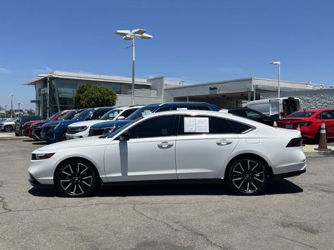 Certified 2023 Honda Accord Touring image 2