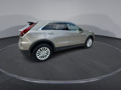 Used 2024 Cadillac XT4 Luxury FWD image 8