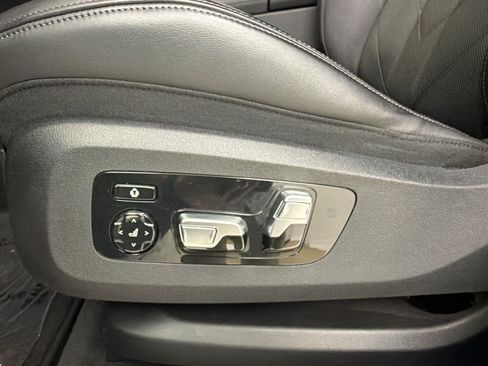 Certified 2023 BMW XM AWD/4WD image 15