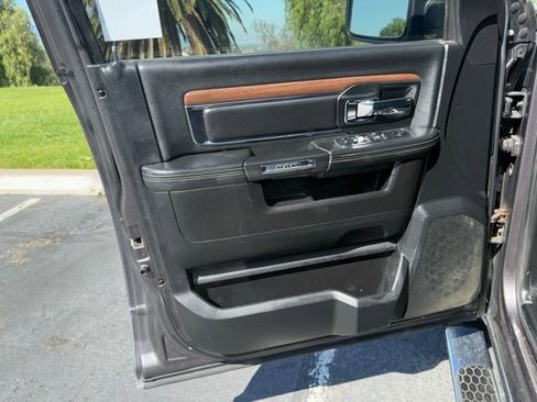 Used 2014 RAM 1500 Laramie w/ Convenience Group image 7