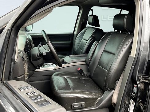 Used 2005 Nissan Armada SE image 11