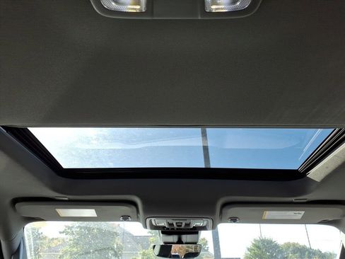 Used 2025 GMC Sierra 2500 Denali w/ Denali Reserve Package image 13