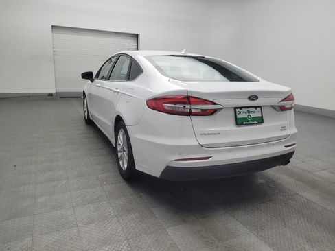 Used 2020 Ford Fusion SE FWD image 5