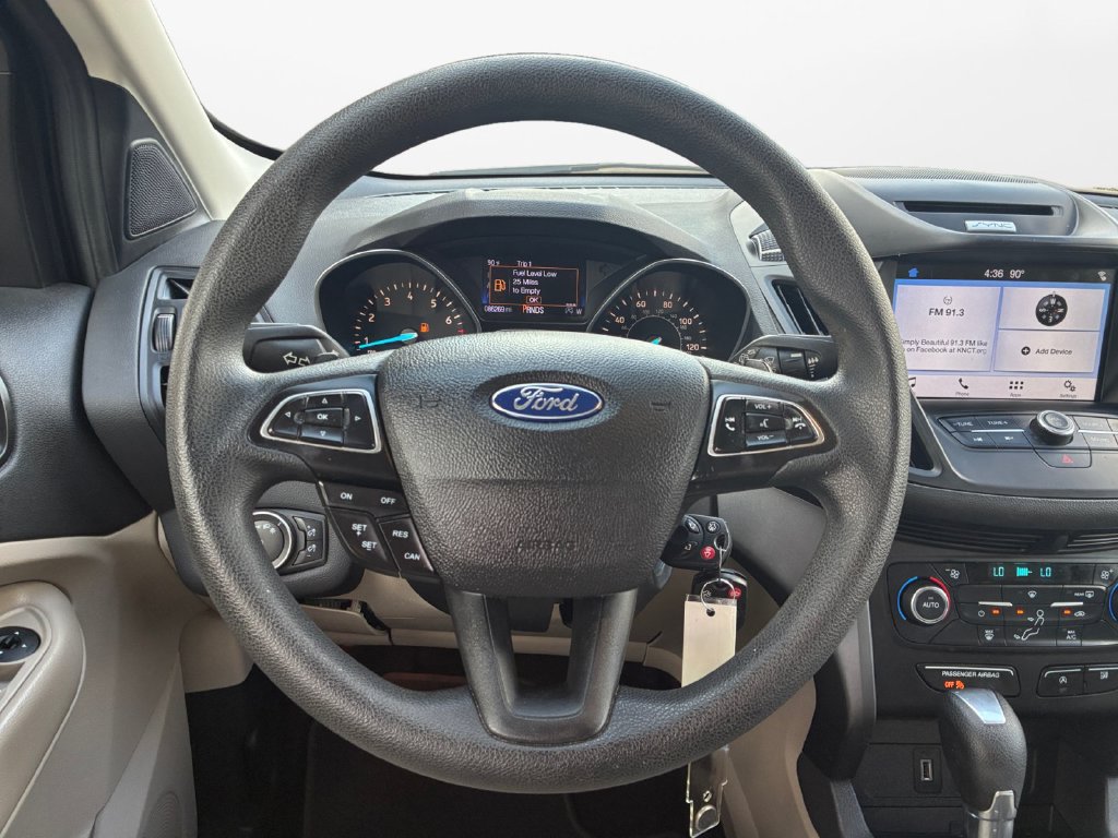 Used 2017 Ford Escape SE w/ Equipment Group 201A FWD image 20