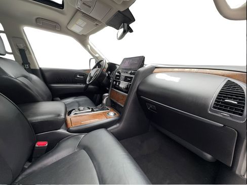 Used 2024 Nissan Armada SL w/ Captain's Chairs Package RWD image 37