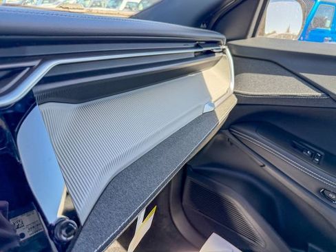 New 2026 Jeep Cherokee Laredo image 21