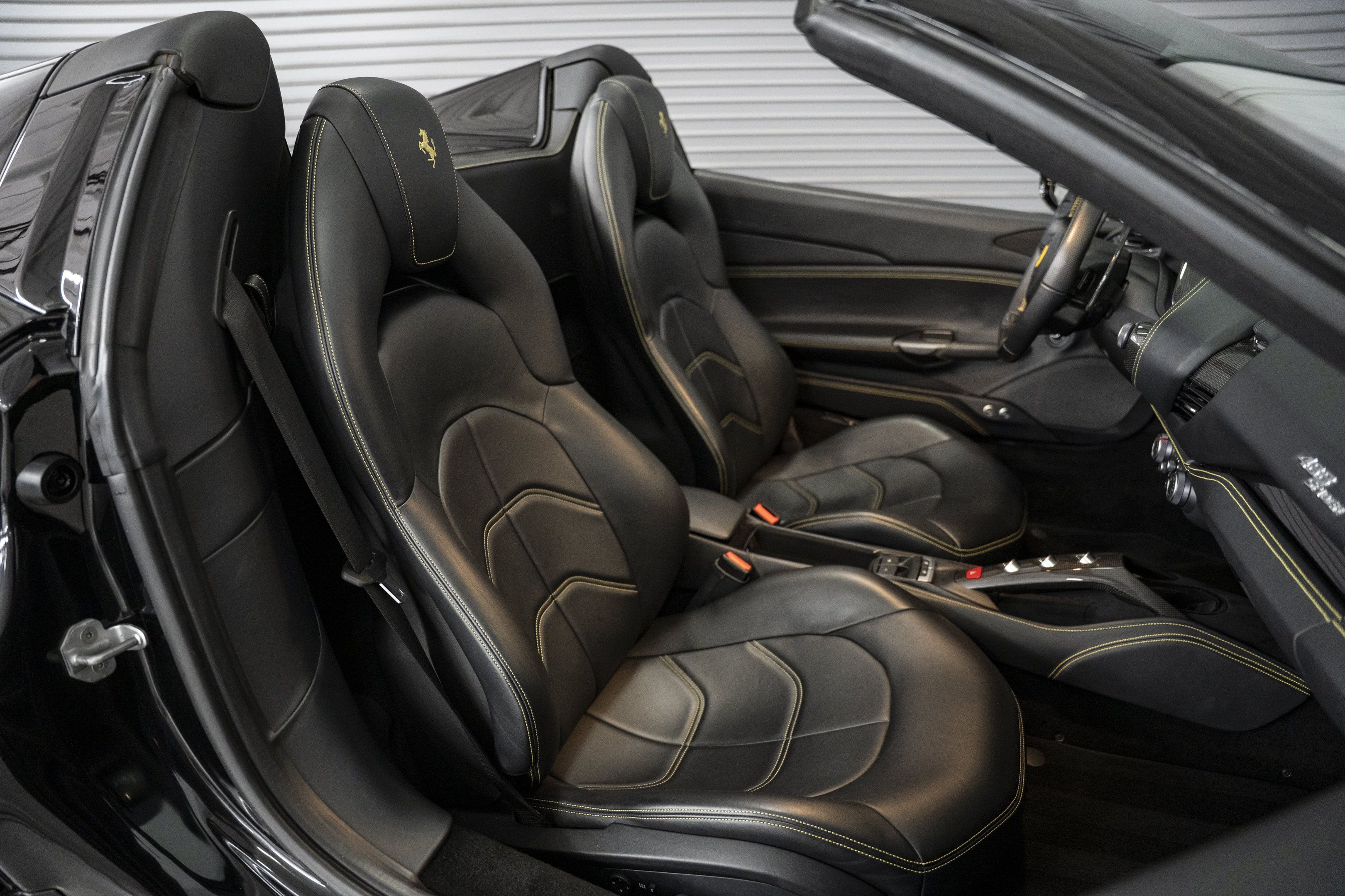 Used 2018 Ferrari 488 Spider RWD image 30