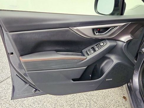 Used 2022 Subaru Crosstrek 2.5i Limited w/ Moonroof Package 2 image 11