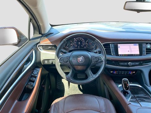 Used 2020 Buick Enclave Avenir w/ Avenir Technology Package FWD image 24