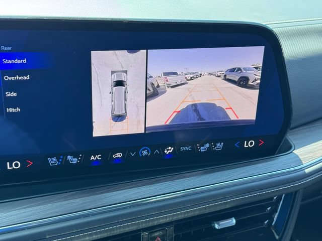 Certified 2025 Chevrolet Suburban Premier AWD/4WD image 17