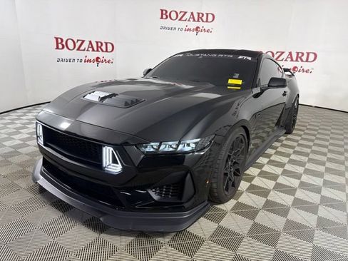 Used 2024 Ford Mustang GT Premium w/ GT Performance Package RWD image 4