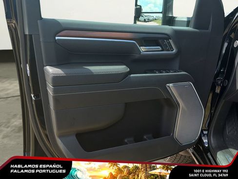 New 2026 GMC Sierra 2500 Denali w/ Denali Reserve Package AWD/4WD image 11
