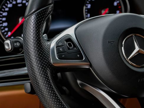 Used 2018 Mercedes-Benz E 400 Coupe image 13