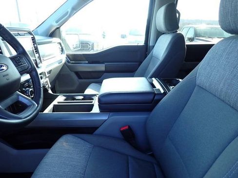 Certified 2022 Ford F150 XLT w/ Equipment Group 302A High image 18