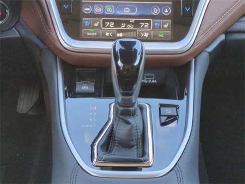 New 2025 Subaru Outback Touring w/ Popular Package #2 image 19