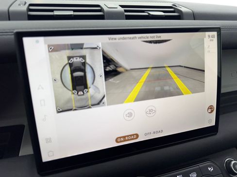 Used 2025 Land Rover Defender 110 S image 65