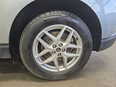 Used 2024 Ford Edge SEL image 30