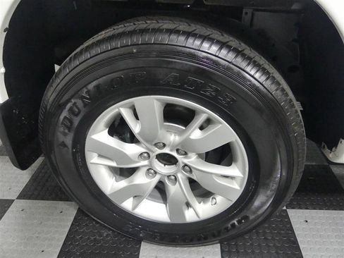 Used 2022 Nissan Titan S w/ S Utility Package image 14