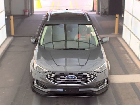 Used 2022 Ford Edge SEL w/ Convenience Package AWD/4WD image 4