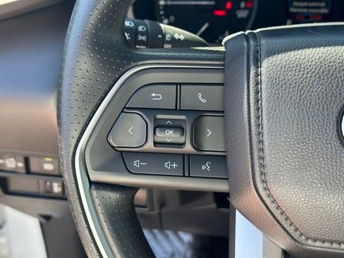 Used 2026 Toyota Tundra SR5 AWD/4WD image 4