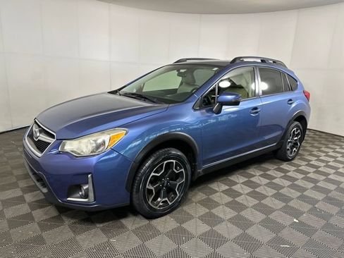 Used 2017 Subaru Crosstrek 2.0i Limited image 7