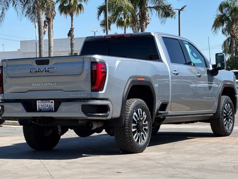 Certified 2025 GMC Sierra 2500 Denali Ultimate AWD/4WD image 4