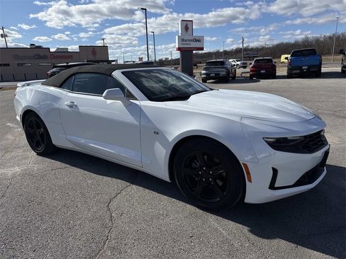 Used 2023 Chevrolet Camaro LT image 6