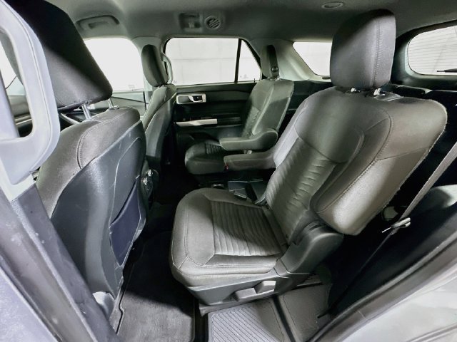 Used 2020 Ford Explorer XLT w/ Comfort Package AWD/4WD image 28