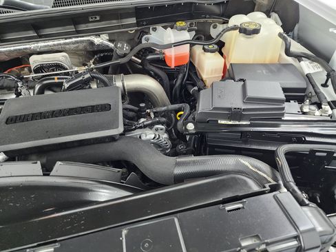 Used 2024 Chevrolet Silverado 3500 LT w/ Convenience Package AWD/4WD image 19