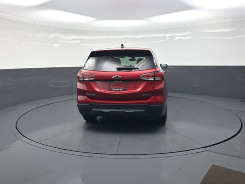 Used 2024 Chevrolet Equinox LT w/ LPO, Floor Liner Package AWD/4WD image 4