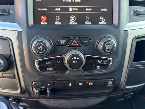 Used 2013 RAM 2500 SLT w/ Protection Group image 23