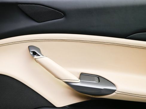 Used 2016 Ferrari 488 GTB image 58