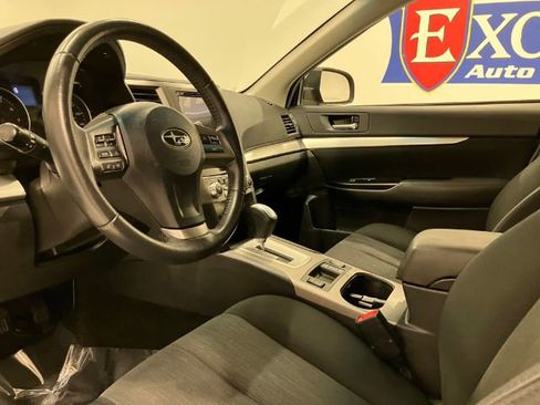 Used 2013 Subaru Outback 2.5i Premium w/ All-Weather Pkg AWD/4WD image 25