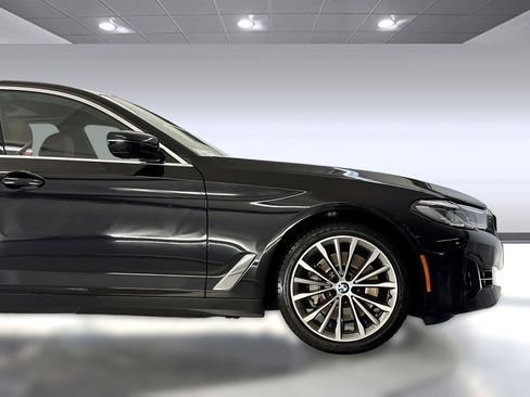 Certified 2023 BMW 530i w/ Convenience Package image 34