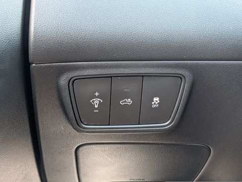 Used 2024 Hyundai Santa Cruz Night AWD/4WD image 23