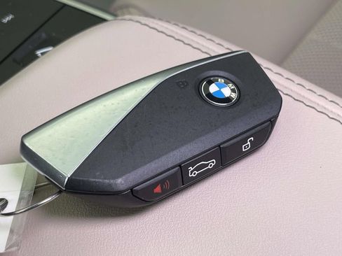 Used 2025 BMW X1 xDrive28i w/ Technology Package image 41