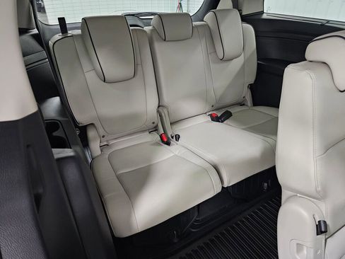 New 2026 Honda Odyssey Touring image 8