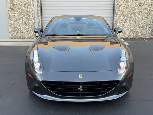 Used 2016 Ferrari California T RWD image 58