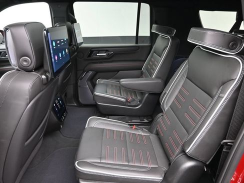 Used 2026 GMC Yukon XL AT4 Ultimate AWD/4WD image 29