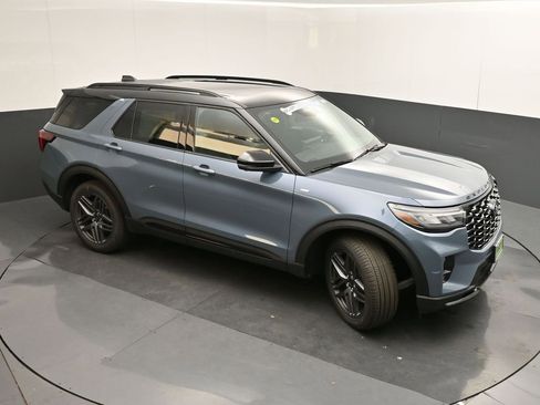 New 2026 Ford Explorer ST-Line w/ ST-Line Street Pack image 46