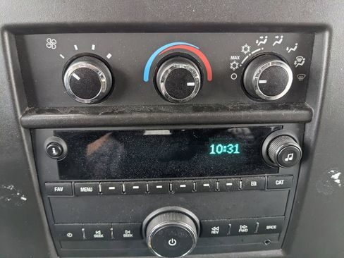 Used 2020 Chevrolet Express 3500 LT w/ LT Preferred Equipment Group image 21