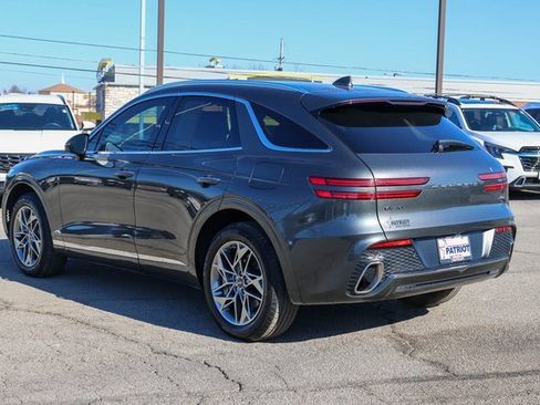 Used 2025 Genesis GV70 2.5T image 5