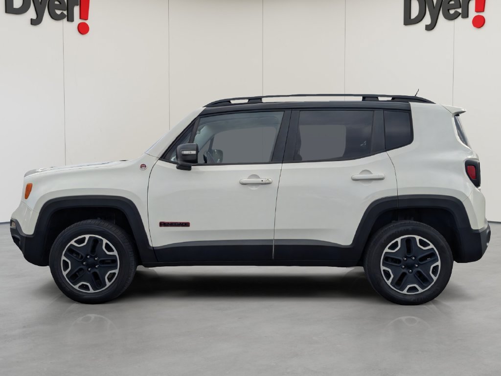 Used 2017 Jeep Renegade Trailhawk w/ Safety & Security Group AWD/4WD image 6