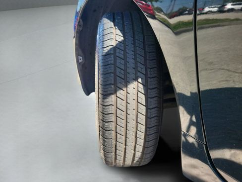 Used 2016 Toyota Camry LE image 31