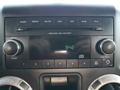 Used 2016 Jeep Wrangler Sport AWD/4WD image 24