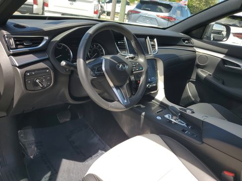 Used 2023 INFINITI QX55 Luxe w/ Cargo Package image 7